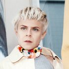 robyn>